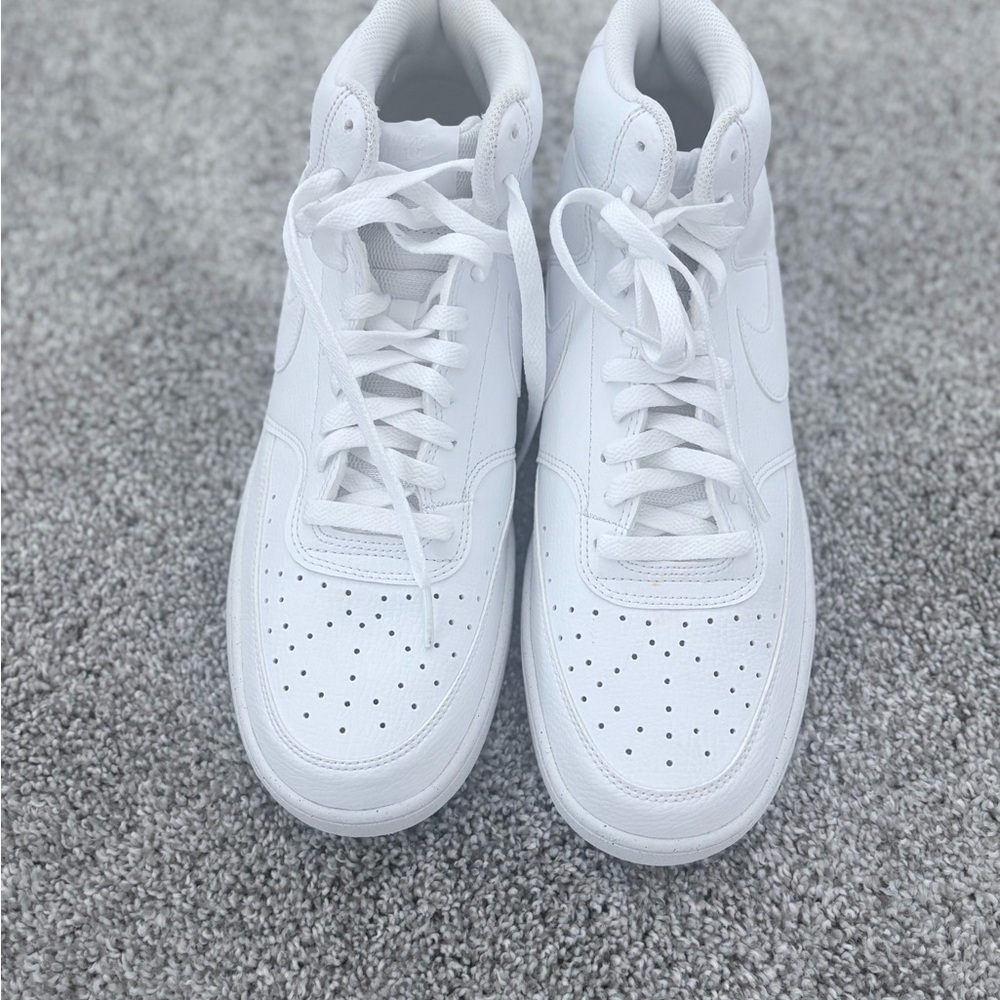 White Nike AF1 Hi